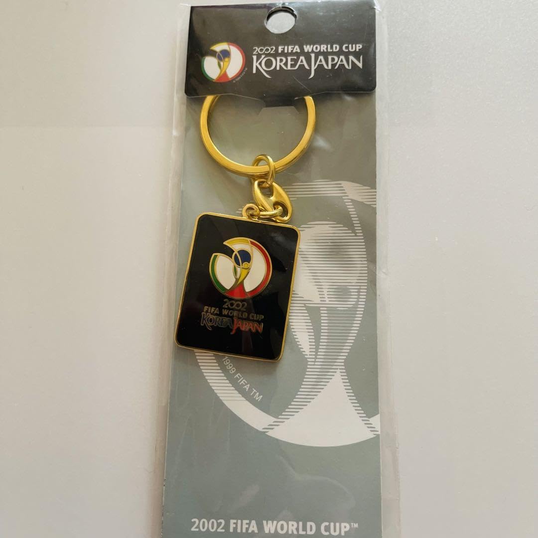 日韓ワールドカップ 記念グッズ Amazon.co.jp: 日韓 ワールドカップ 2002 記念 キーホルダー : おもちゃ